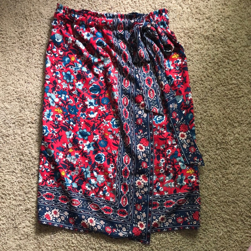 MIDI Floral Wrap Skirt